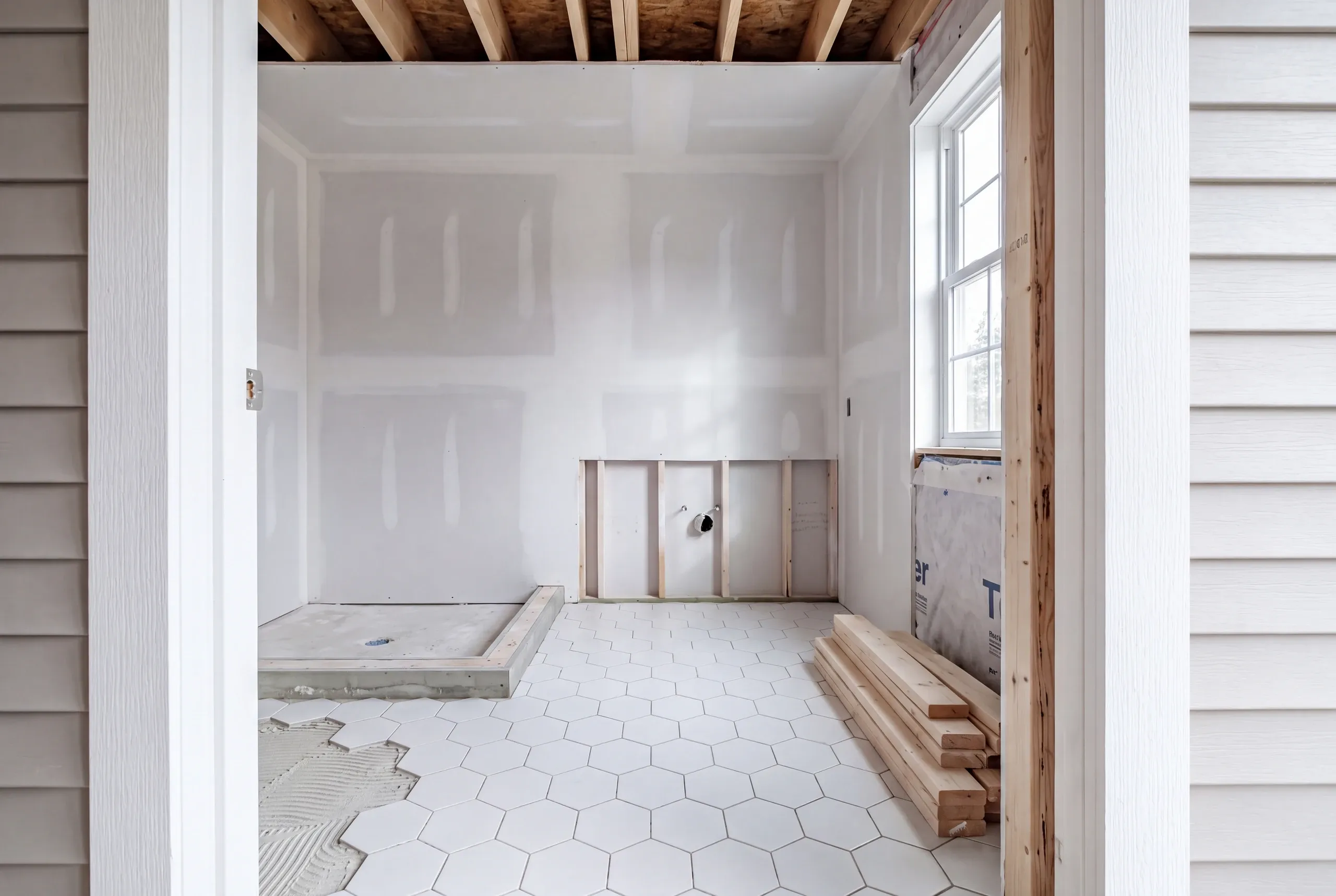 Hexagon floor tile set to suit a period Gardiner bathroom