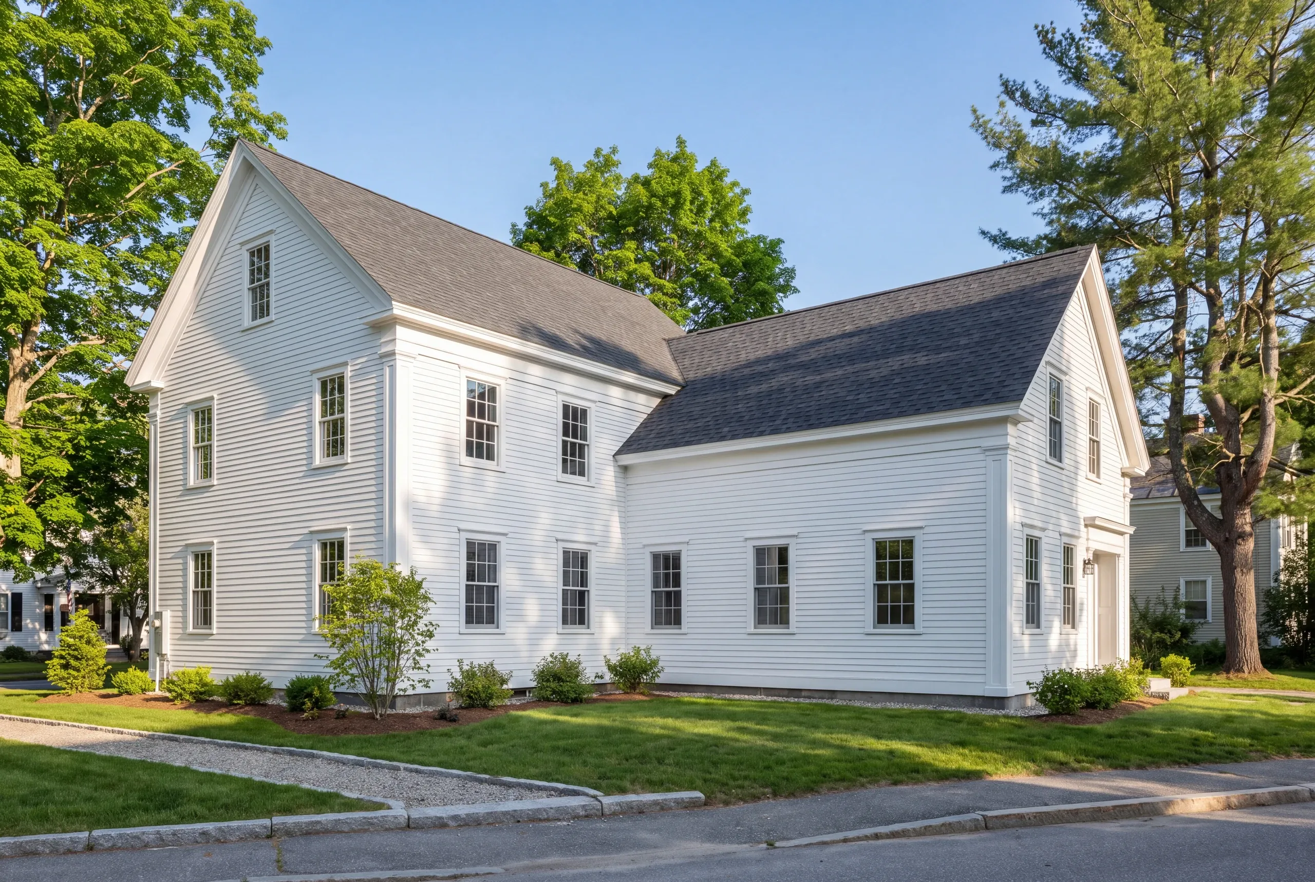 Brunswick home near Bowdoin College with a completed rear ell addition